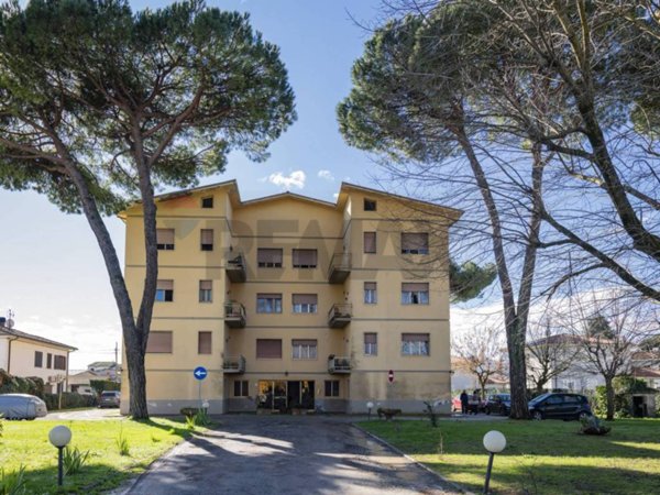appartamento in vendita a Capannori in zona Lunata