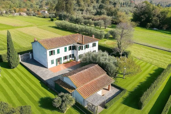 casa indipendente in vendita a Capannori