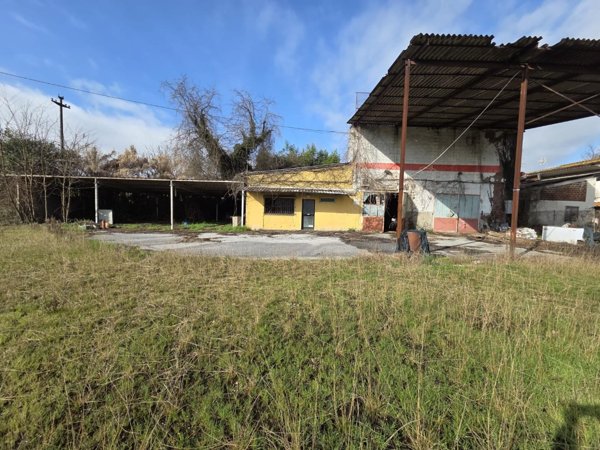 casa indipendente in vendita a Capannori in zona Marlia