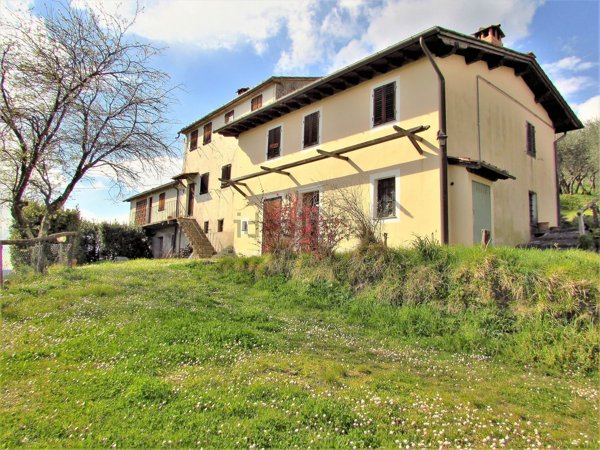 casa indipendente in vendita a Capannori