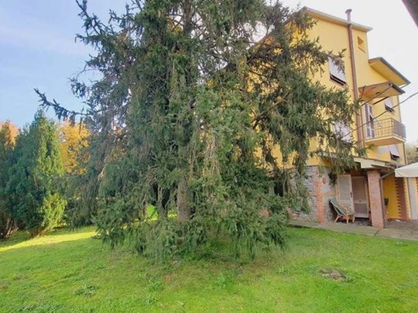 casa indipendente in vendita a Capannori in zona Castelvecchio di Compito