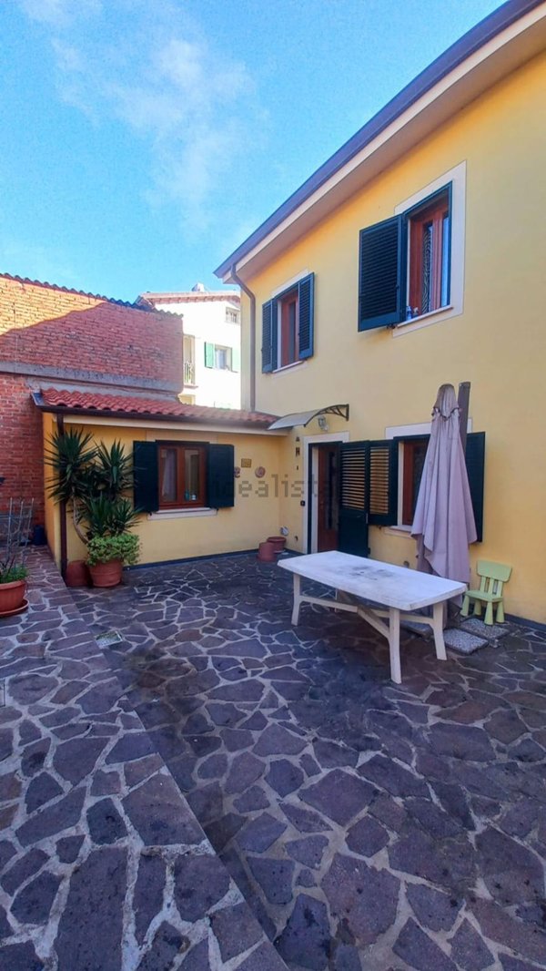 casa semindipendente in vendita a Capannori