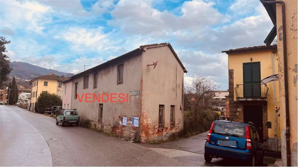 appartamento in vendita a Capannori in zona Segromigno in Monte