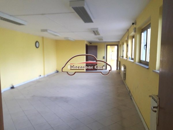 ufficio in vendita a Capannori in zona Guamo