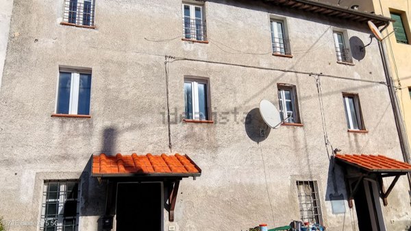 casa indipendente in vendita a Capannori in zona Guamo