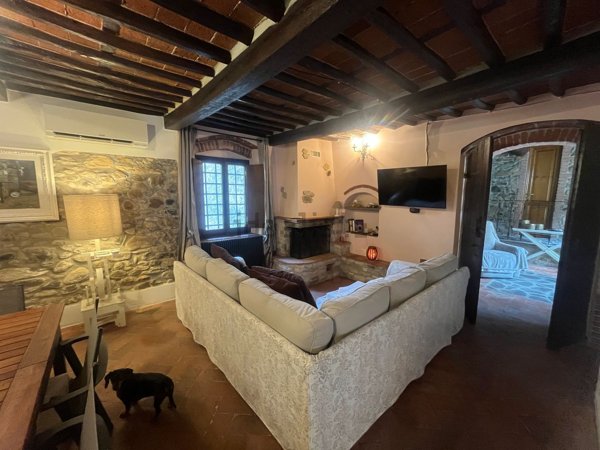 casa indipendente in vendita a Capannori