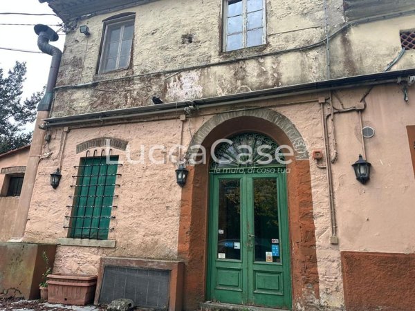 intera palazzina in vendita a Capannori