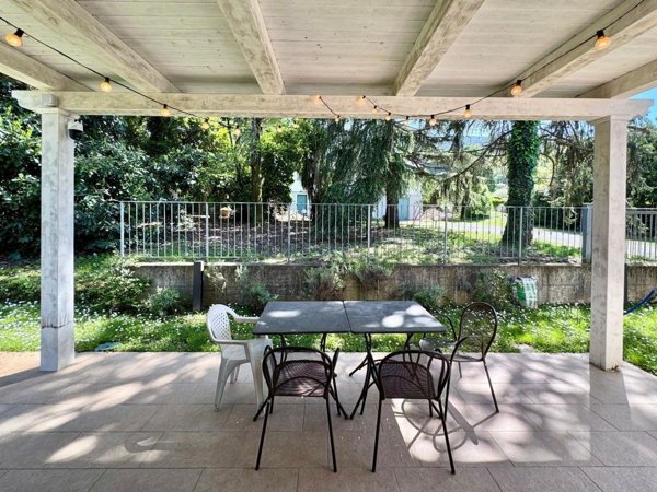 casa indipendente in vendita a Capannori