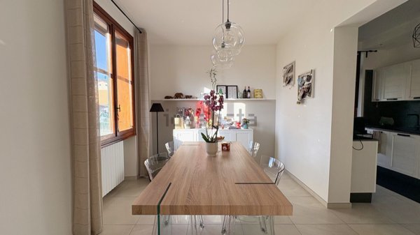 casa indipendente in vendita a Capannori in zona Marlia