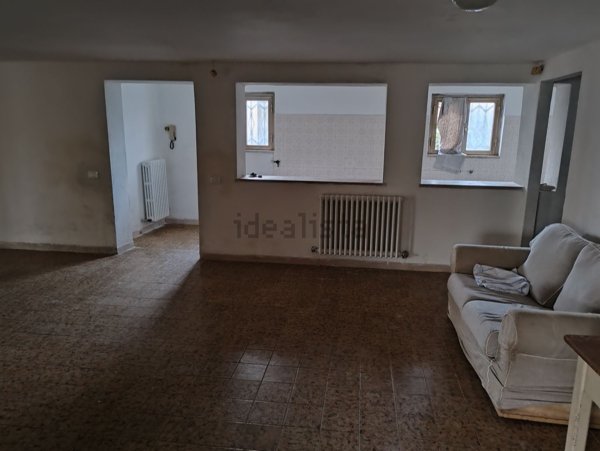 casa indipendente in vendita a Capannori in zona Guamo