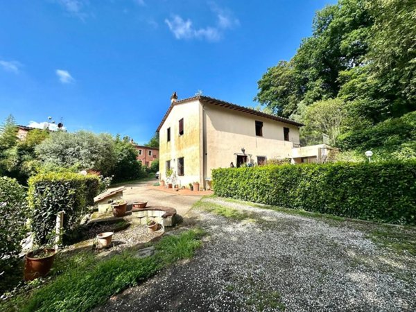 casa indipendente in vendita a Capannori
