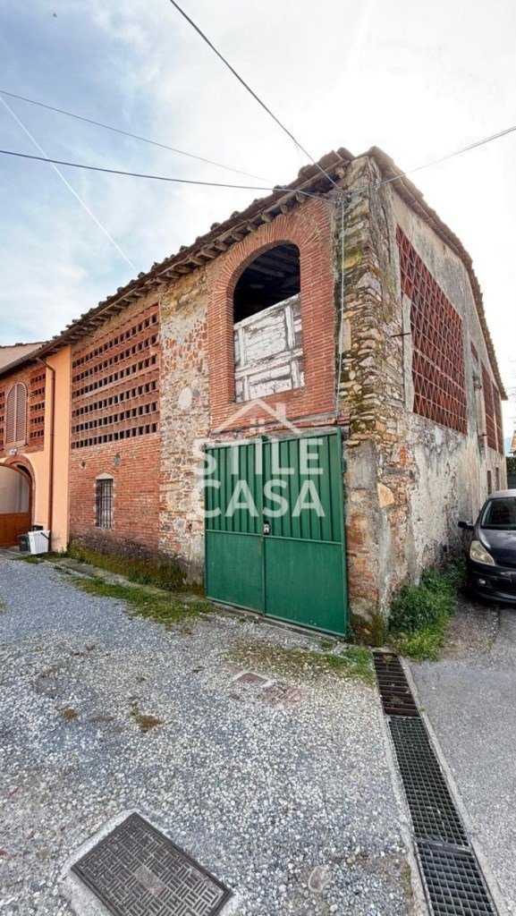 casale in vendita a Capannori