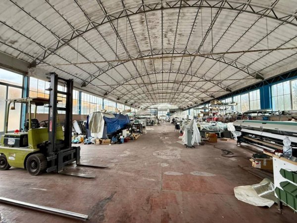 capannone in vendita a Capannori