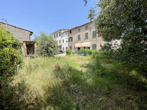 casa indipendente in vendita a Capannori
