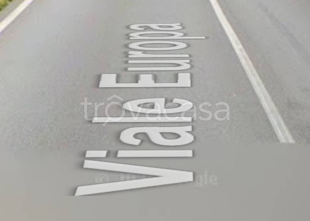 ufficio in vendita a Capannori in zona Lammari