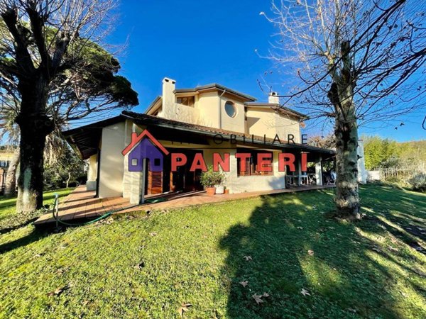 casa indipendente in vendita a Capannori