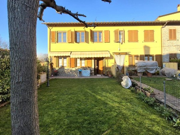 appartamento in vendita a Capannori in zona Lammari