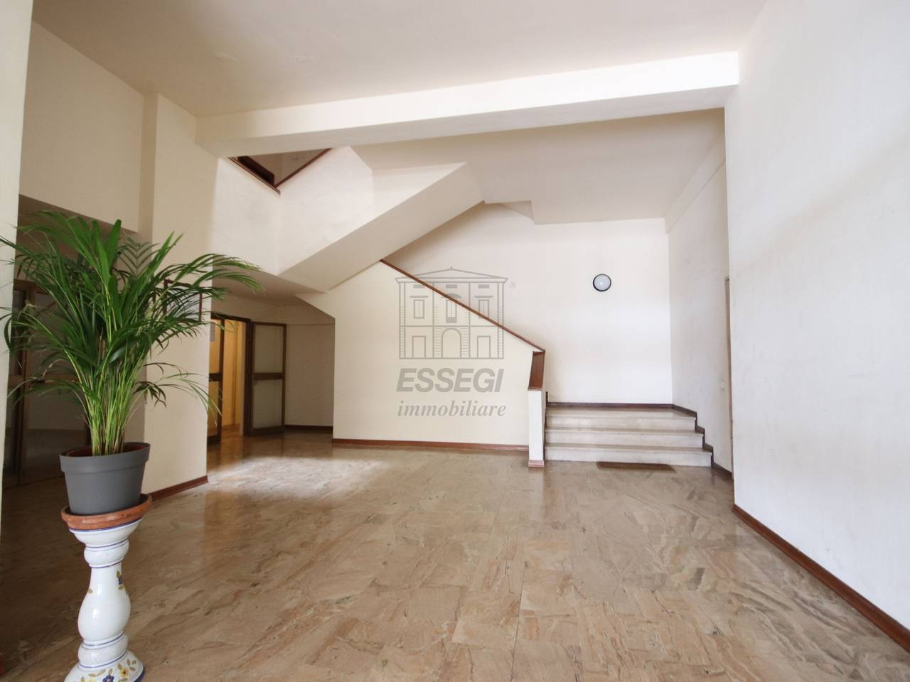 appartamento in vendita a Capannori in zona Lunata