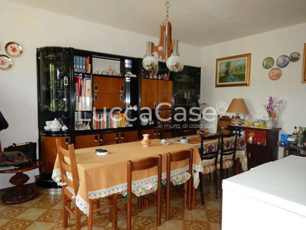 casa indipendente in vendita a Capannori in zona Lammari