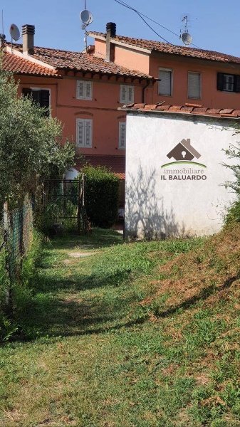 casa indipendente in vendita a Capannori in zona Carraia