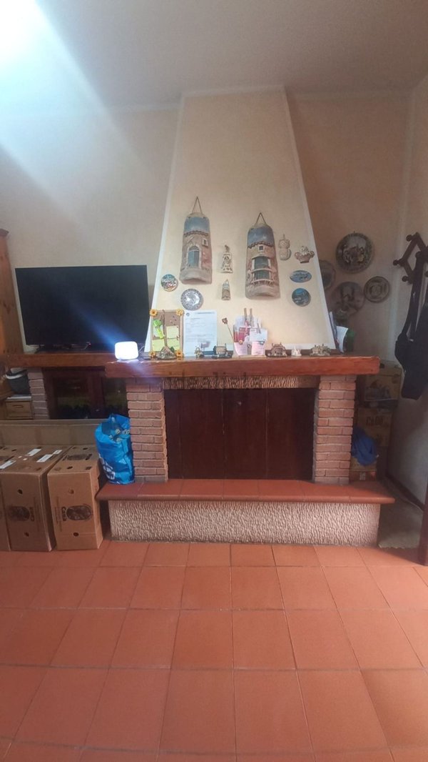 casa indipendente in vendita a Capannori in zona Segromigno in Monte