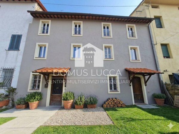 casa indipendente in vendita a Capannori in zona Guamo