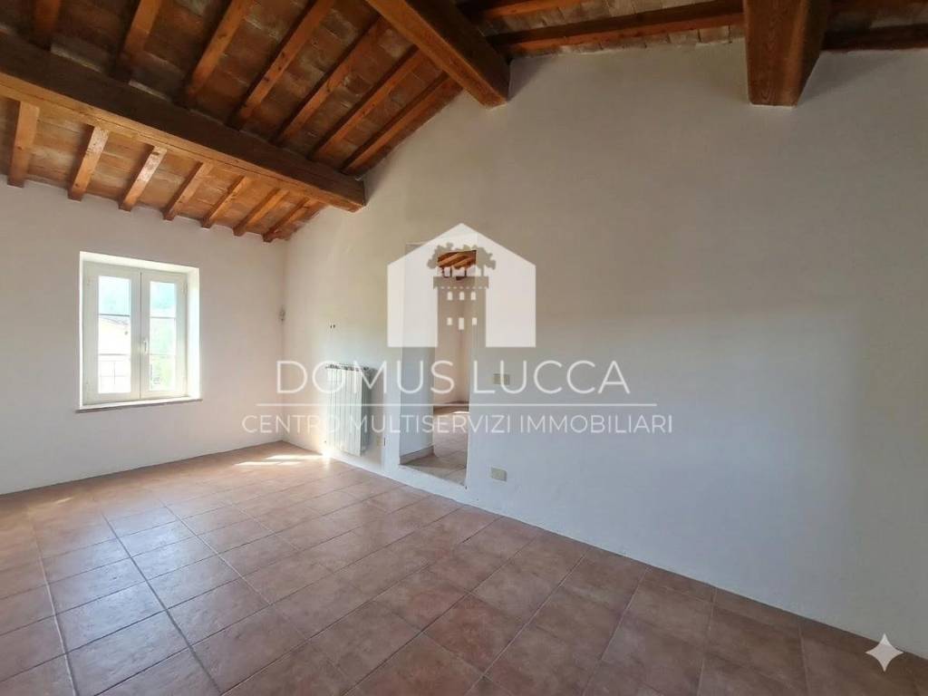 casa indipendente in vendita a Capannori in zona Guamo