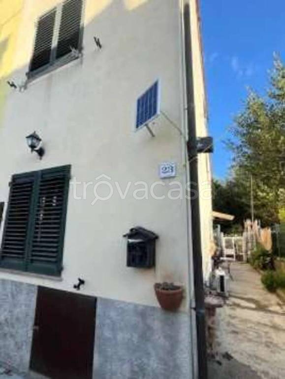 casa indipendente in vendita a Capannori in zona Lammari