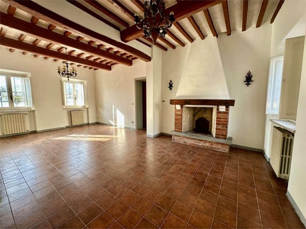 casa indipendente in vendita a Capannori in zona Lunata