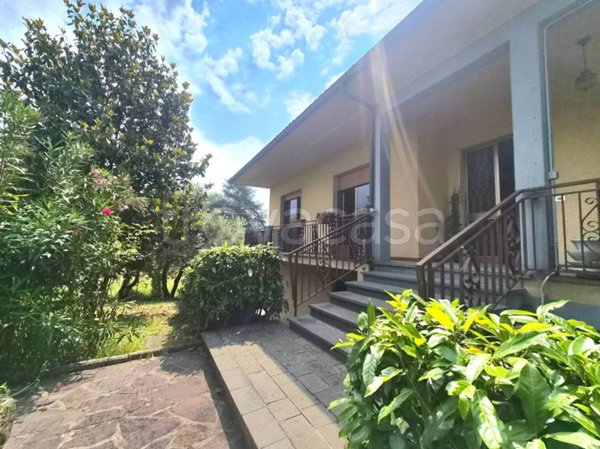 casa indipendente in vendita a Capannori in zona Lunata