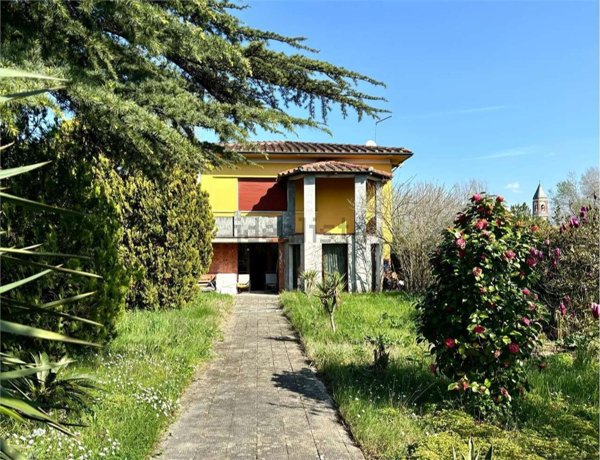 casa indipendente in vendita a Capannori