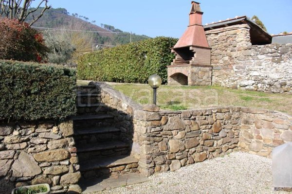 casa indipendente in vendita a Capannori