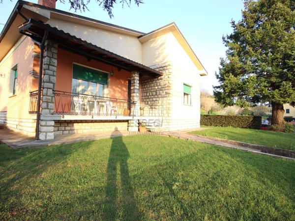 casa indipendente in vendita a Capannori