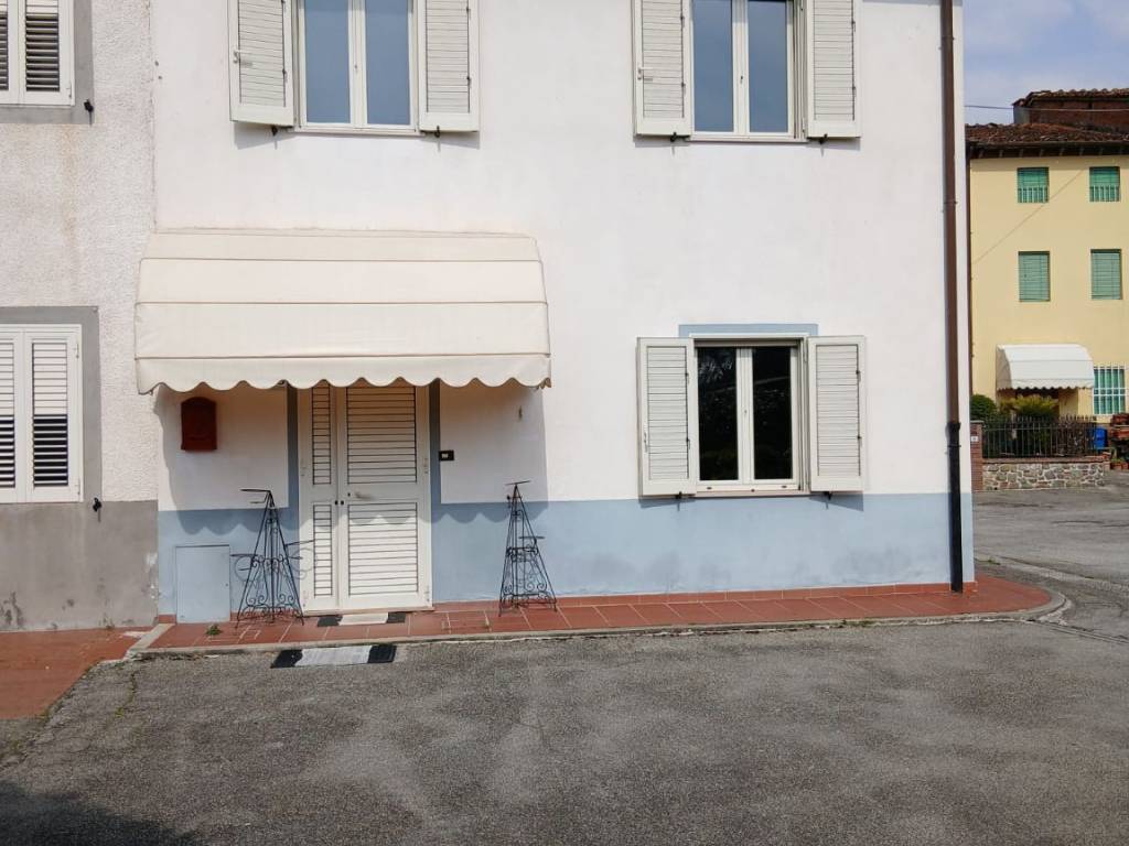 casa indipendente in vendita a Capannori