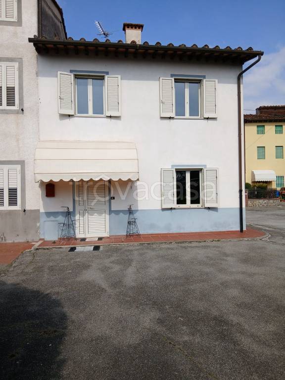 casa indipendente in vendita a Capannori