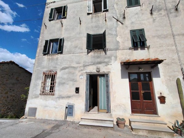 casa indipendente in vendita a Capannori