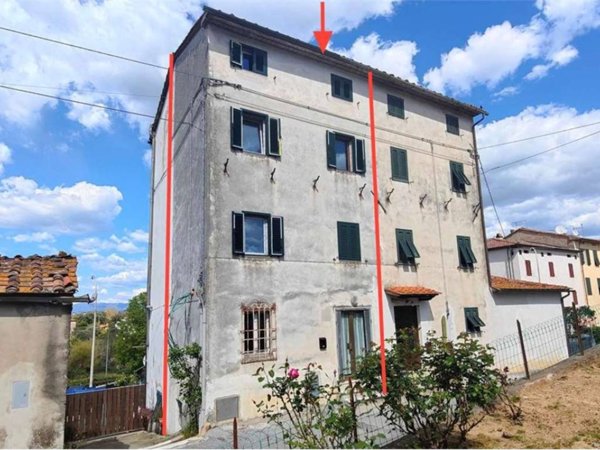 casa indipendente in vendita a Capannori