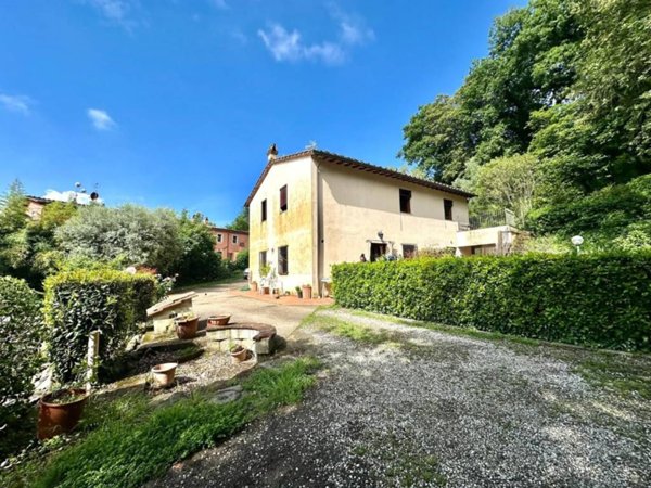 casa indipendente in vendita a Capannori
