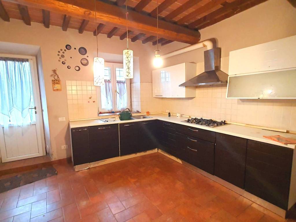 casa indipendente in vendita a Capannori in zona Carraia