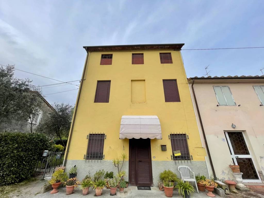casa indipendente in vendita a Capannori