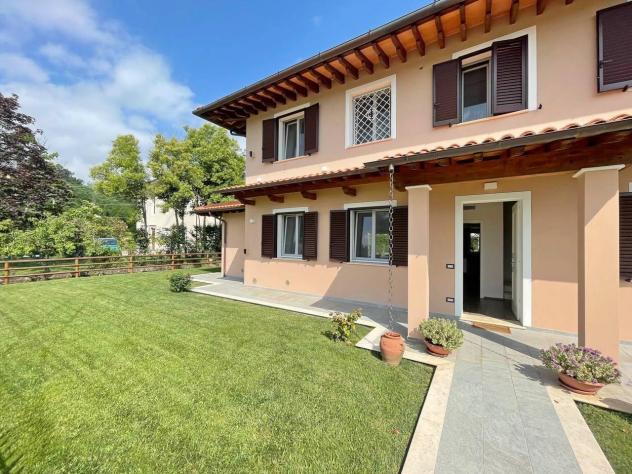 casa indipendente in vendita a Capannori