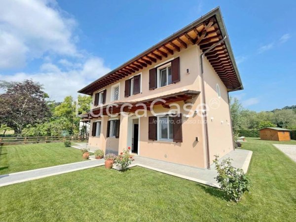 casa indipendente in vendita a Capannori