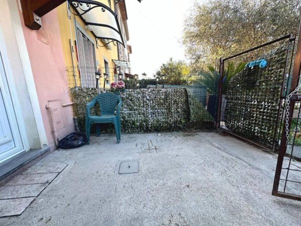 casa indipendente in vendita a Capannori