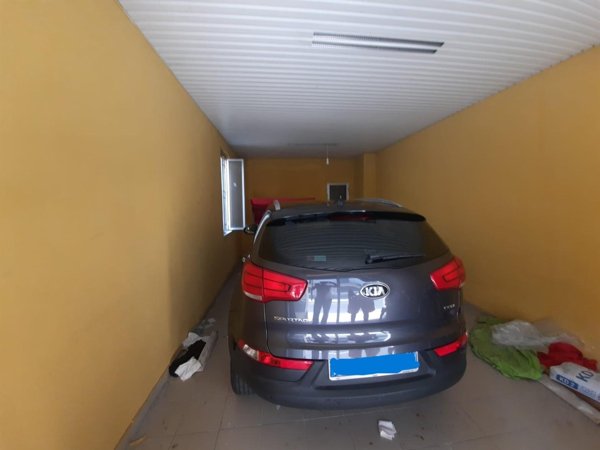 locale di sgombero in vendita a Capannori