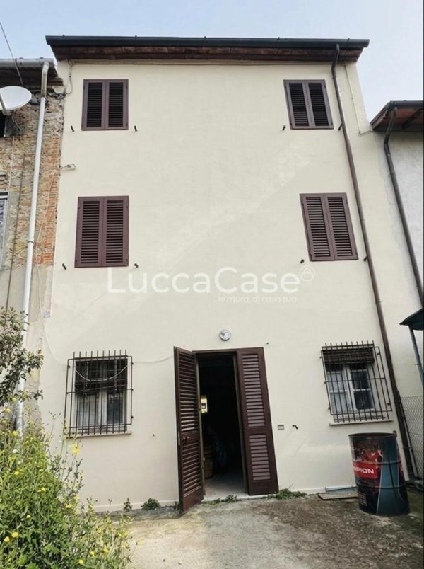 casa indipendente in vendita a Capannori