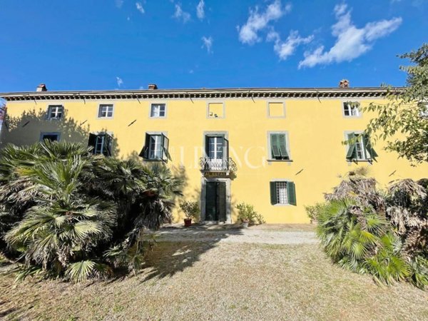casa indipendente in vendita a Capannori in zona Marlia