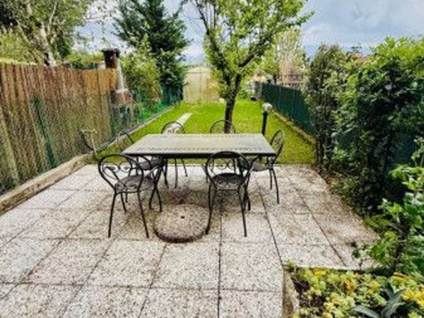 casa indipendente in vendita a Capannori in zona Lunata