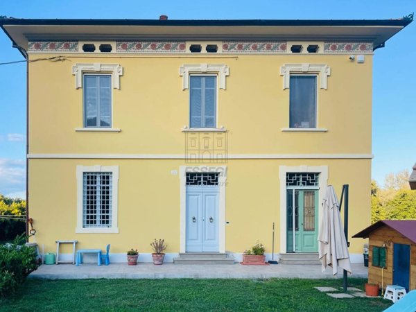 casa indipendente in vendita a Capannori in zona Castelvecchio di Compito