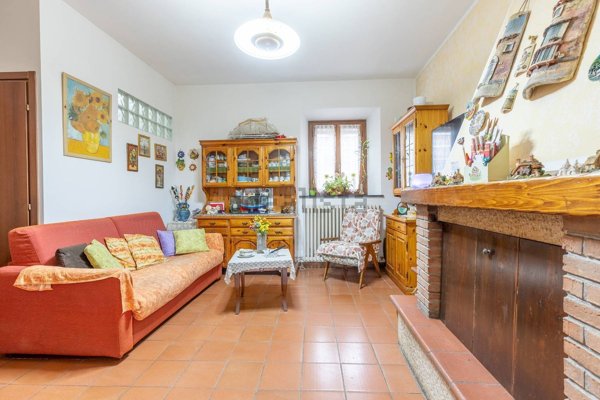 casa indipendente in vendita a Capannori in zona Corte Polito