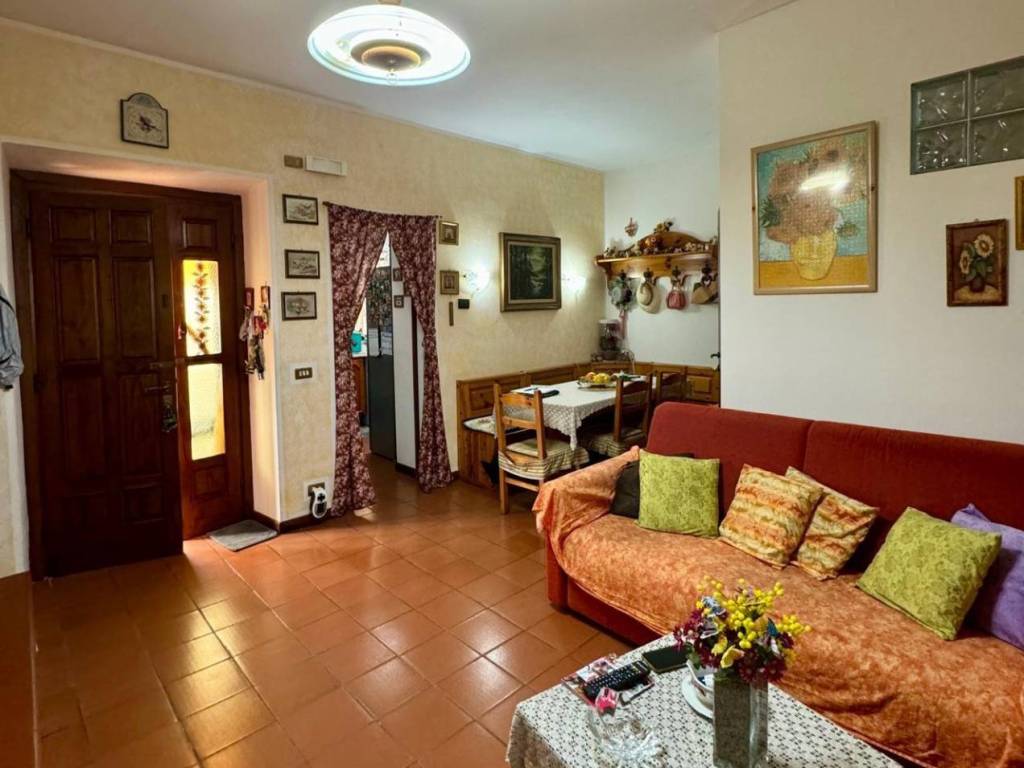 casa indipendente in vendita a Capannori in zona Corte Polito